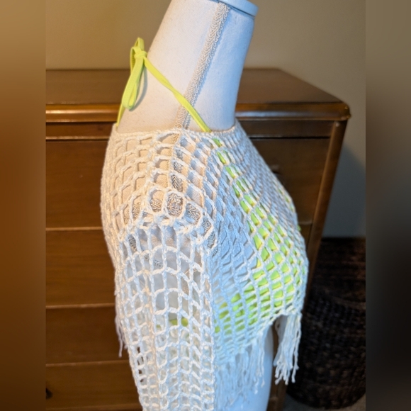 Festival Crotched White Shrug - Picture 8 of 9